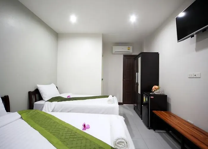 Hotel Paragon One 2*