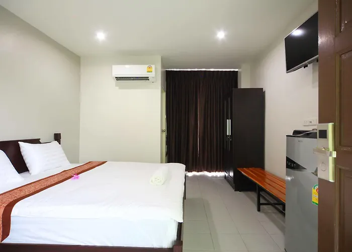 Hotel Paragon One 2*